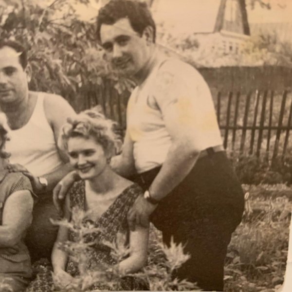 Ксения Бородина: Строгий дедушка и добрая бабушка