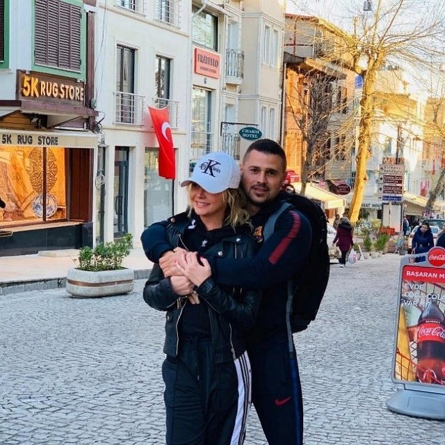 Рустам Калганов иронизирует над фото Сергея и Дарьи Пынзарь