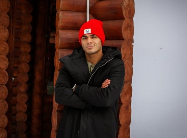 Из блога Редакции: Купин решил встретить Алену Савкину из роддома