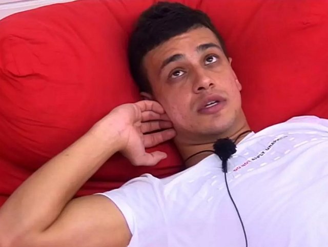 Мнение: Строкова уже устала от Сахнова