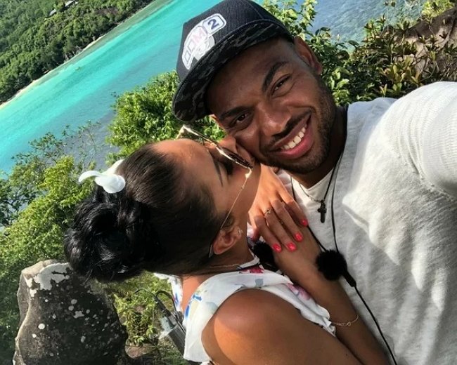 Мондезир передумал строить отношения с Анной Брянской