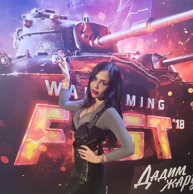 Новая участница проекта Яна Чёсова