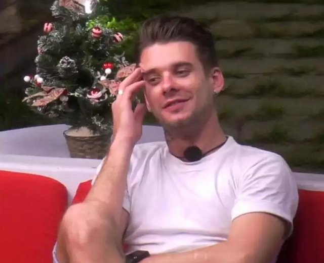 Мнение: Ромашов увидел светлое будущее с Щегловой?