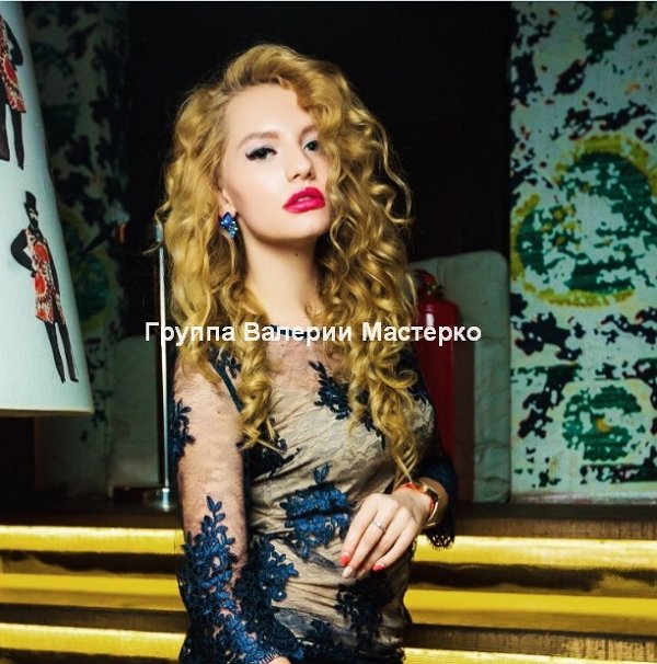 Новая участница проекта Николь Луцавс