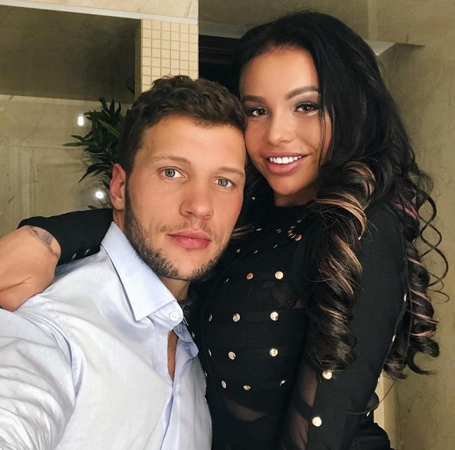 Александра Шева: Спасибо тебе, Витя Шароваров