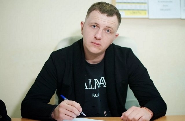 Илья Яббаров льёт слёзы, узнав о рождении сына