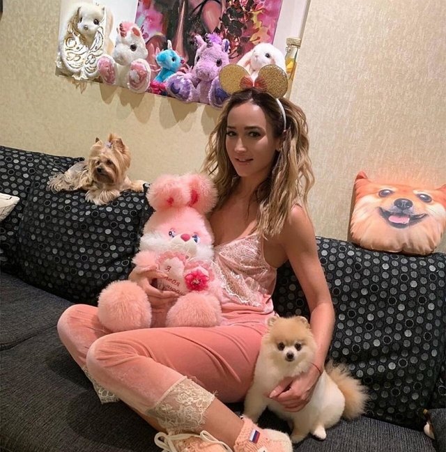 Ольга Бузова прикована к постели из-за тяжёлой болезни