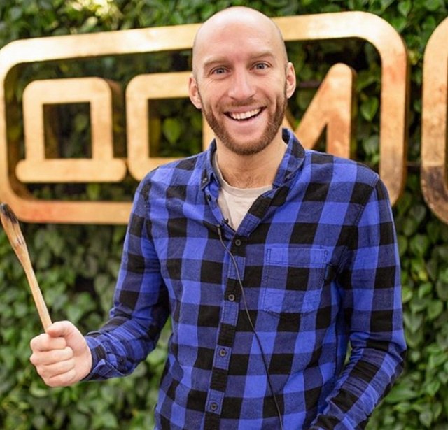 Артем Сорока: Народную любовь не купишь!