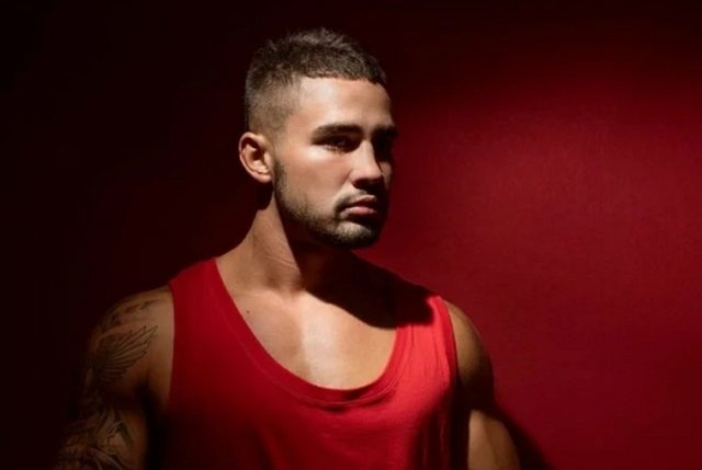 Захар Саленко решил выжить с проекта чету Оганесянов