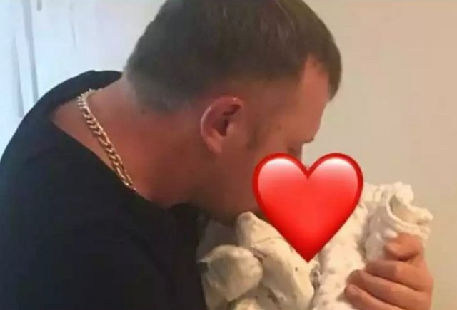 Мнение: Яббаров использует сына как реквизит для нового клипа?