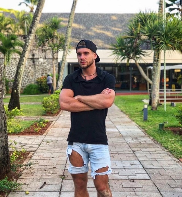 Евгений Ромашов: Мне этого больше не надо