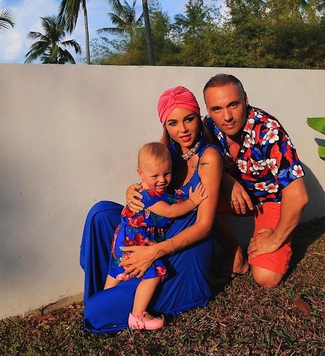 Фотоподборка детей участников (8.03.2019)