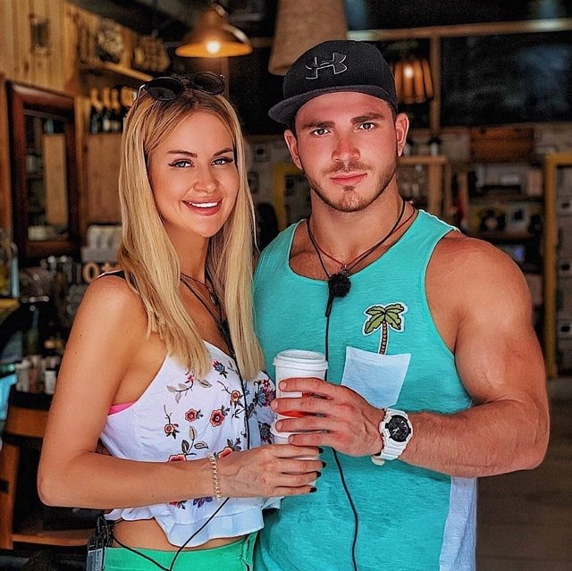 Мнение: Марина Африкантова стала билетом в жизнь для многих мужчин