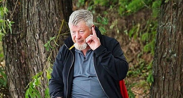 Овсянникова поздравила отца с праздником позорным подарком Овсянникова поздравила отца с праздником позорным подарком