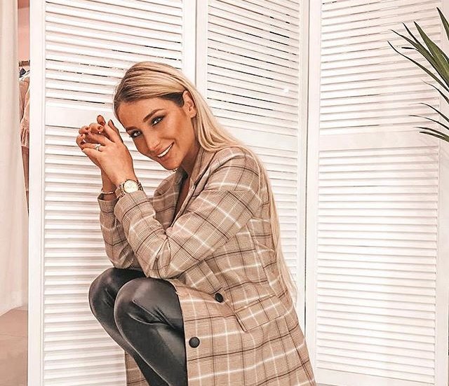 Блюменкранц в восторге от пышных форм