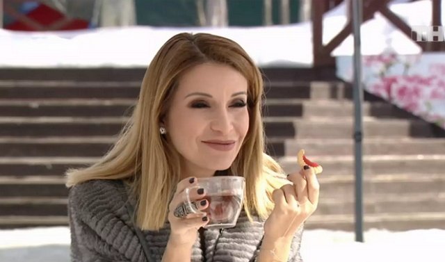 Алёна Савкина устроила истерику во время визита Орловой Алёна Савкина устроила истерику во время визита Орловой