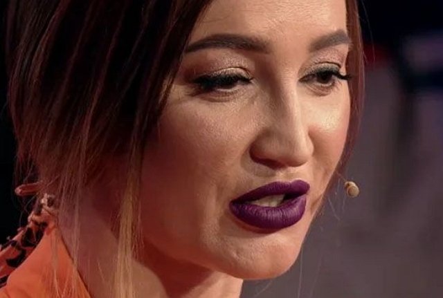 Бузова не смогла долго поддерживать легенду о своей нестареющей внешности Бузова не смогла долго поддерживать легенду о своей нестареющей внешности