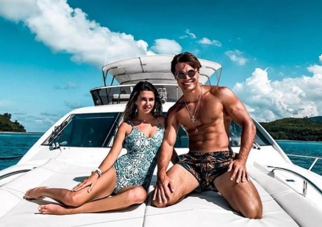 Донцова и Купин должны отложить свадьбу из-за беременности Майи Донцова и Купин должны отложить свадьбу из-за беременности Майи