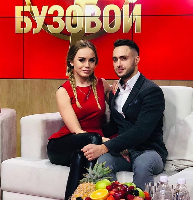 Безусу снова напомнили о его обязанностях перед дочерью