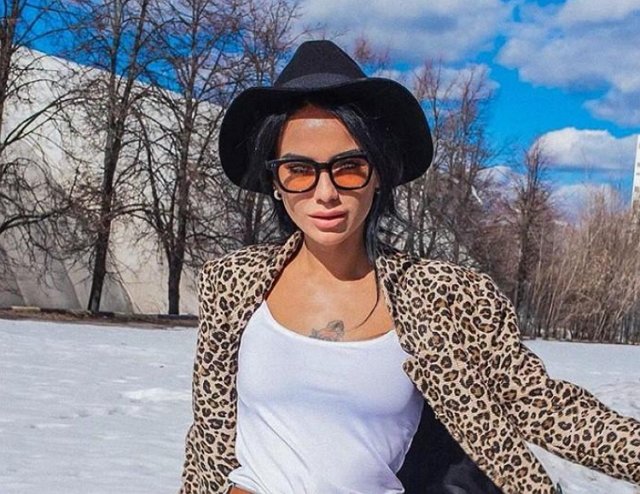 Юлия Щеглова: Если бы не квартира, я бы с матерью не общалась