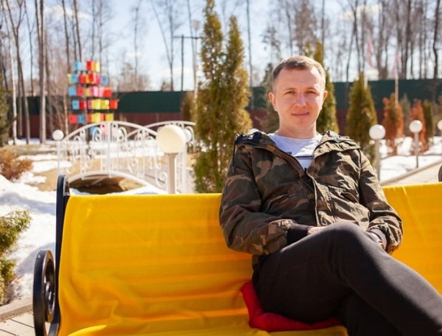 Илья Яббаров: Песня душевная, о любви, ее стоит послушать!