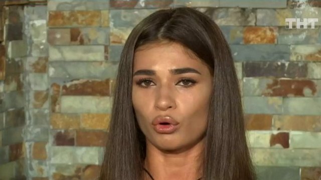 Анастасия Якуб обнаружила тайник с едой Александры Черно