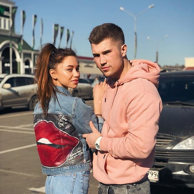 Роман Гриценко получил травму от своей девушки