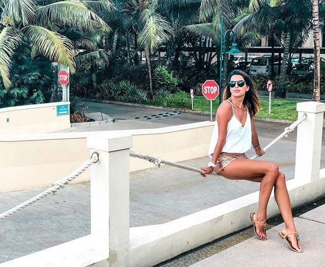 Мнение: Майе Донцовой доплачивают за унижения Мнение: Майе Донцовой доплачивают за унижения