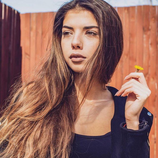 Ирина Пингвинова: В комнате с двумя парнями, которые не нравятся Ирина Пингвинова: В комнате с двумя парнями, которые не нравятся