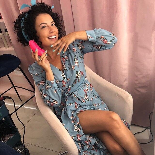 Нелли Ермолаева: Мамы, живите настоящим! Нелли Ермолаева: Мамы, живите настоящим!