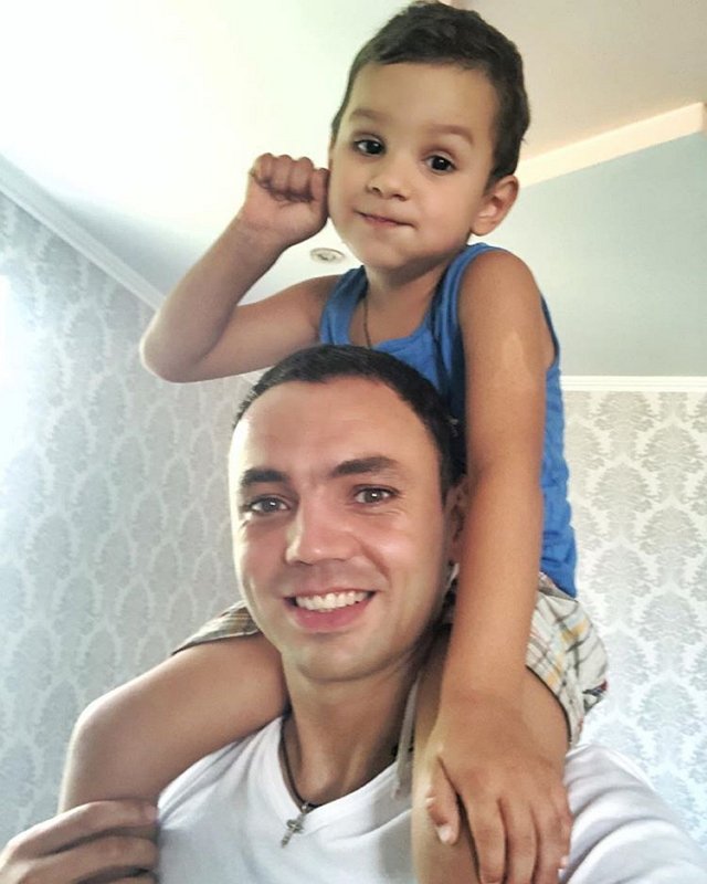 Александр Гобозов: С любимой живём в разных городах