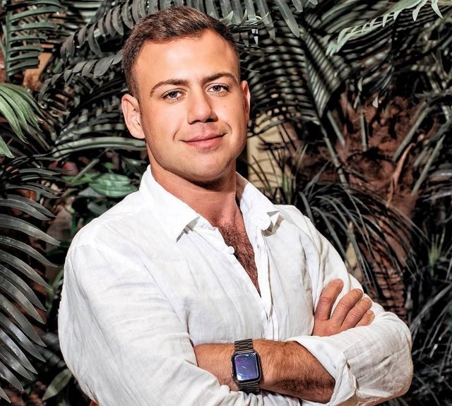 Блюменкранц проводит время за периметром с Шестаковой