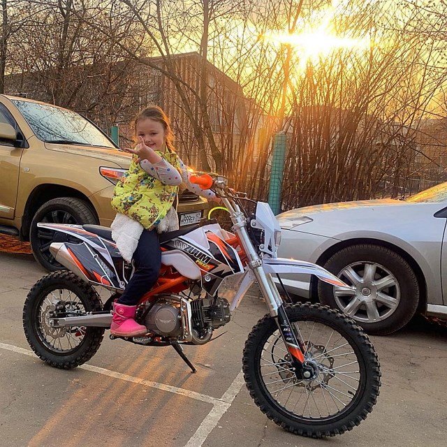 Фотоподборка детей участников (25.04.2019)