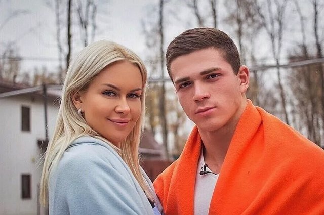 Марина Африкантова страдает из-за увлечения спортом Романа Капаклы