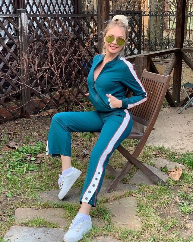 Дарья Пынзарь: Желаю вам ума и воспитания Дарья Пынзарь: Желаю вам ума и воспитания