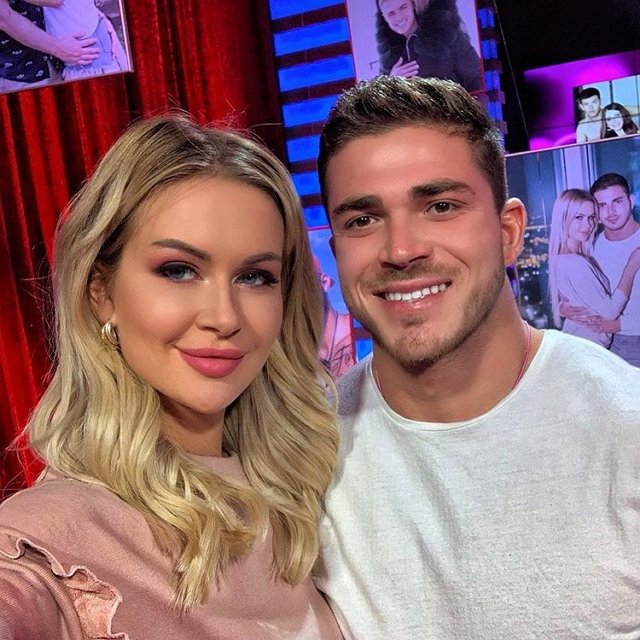 Роман Капаклы и Марина Африкантова выиграли очередной приз Дома-2