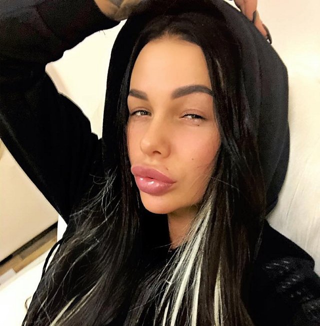 Александра Шева: Они следят за нами красивыми