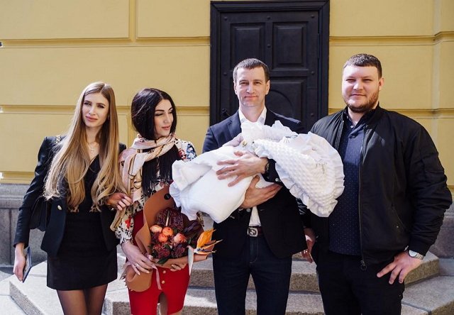 Дана Кварацхелия: Изначально я хотела покрестить сыночка на 40-й день