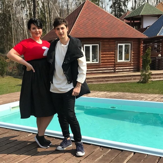 Александра Черно: Все проблемы из детства