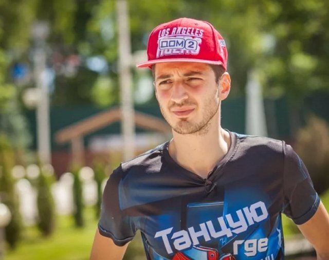 Иосиф Оганесян не принимает деньги родителей