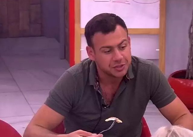 Валерий Блюменкранц нагло использует проектных девушек Валерий Блюменкранц нагло использует проектных девушек