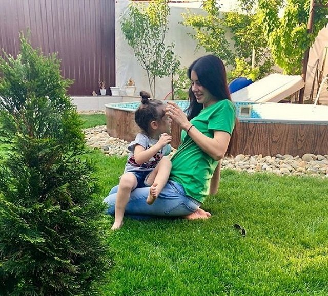 Яна Земит: Мне нравится быть мамой!