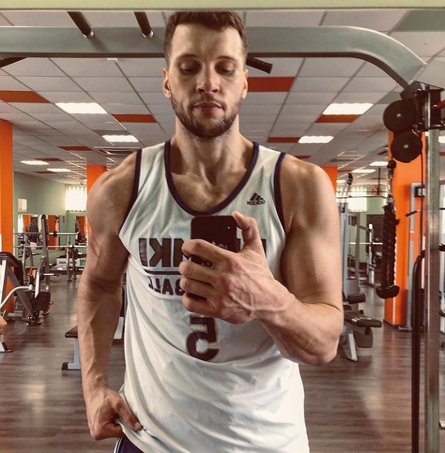 Жизнь после телестройки: Виктор Шароваров