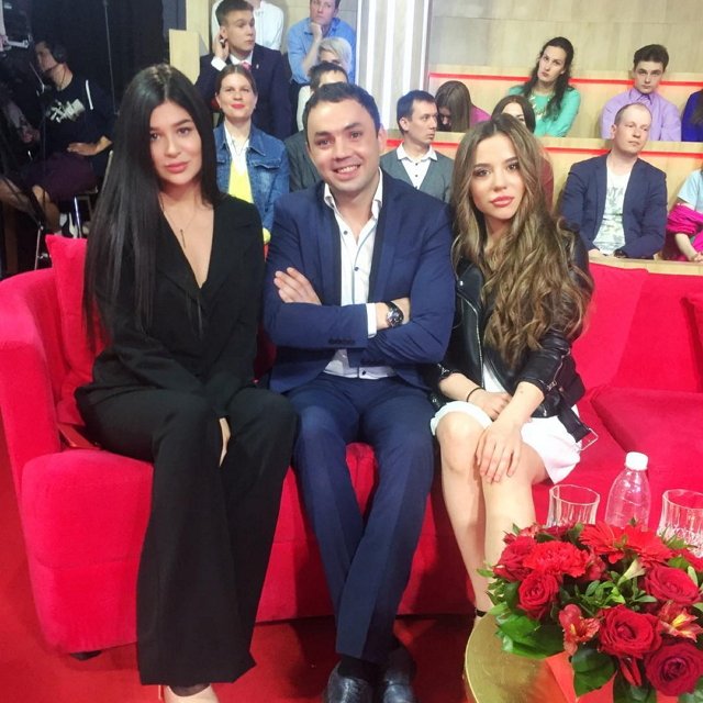 Фото с ток-шоу (13.05.2019)