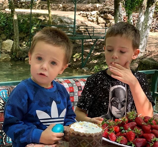 Дарья Пынзарь оставила сына из-за визита к пластическому хирургу