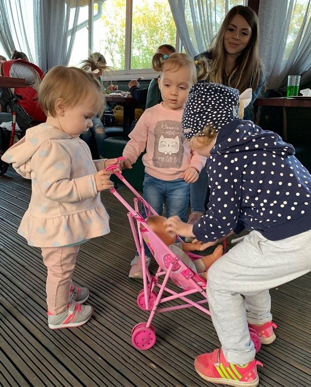 Ольга Рапунцель приобрела опыт многодетной матери