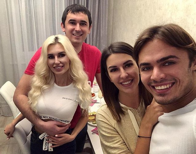 Донцова с Купиным снова остаются без свадьбы