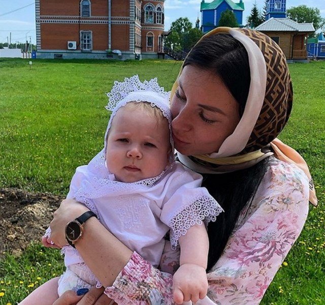 Алеся Клочко: Крещение Стефании Алеся Клочко: Крещение Стефании