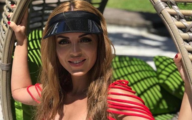 Ефременкова продолжает чудить в эфире Ефременкова продолжает чудить в эфире