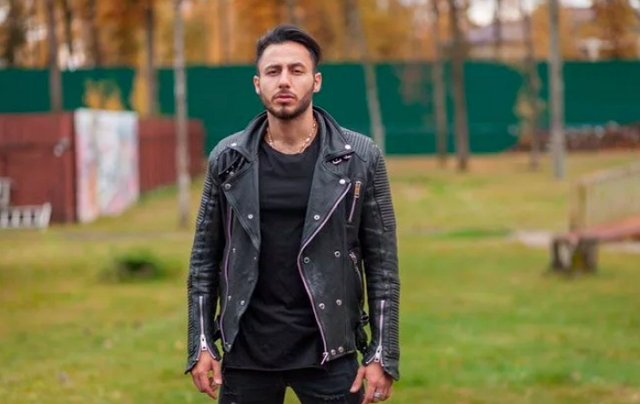 Между Пинчук и Чобаняном зарождаются романтические отношения